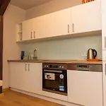 Apartmenthaus Am Dom Junior Mit Parkplatz צוויקאו