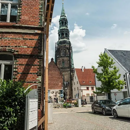 Apartmenthaus Am Dom Junior Mit Parkplatz דירה *